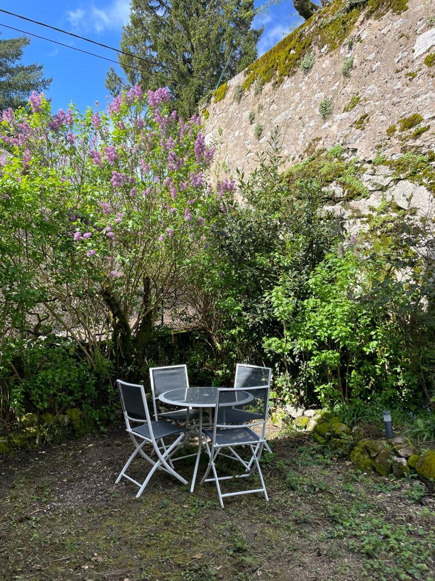 Gite La Bancale Lormes Exterior photo